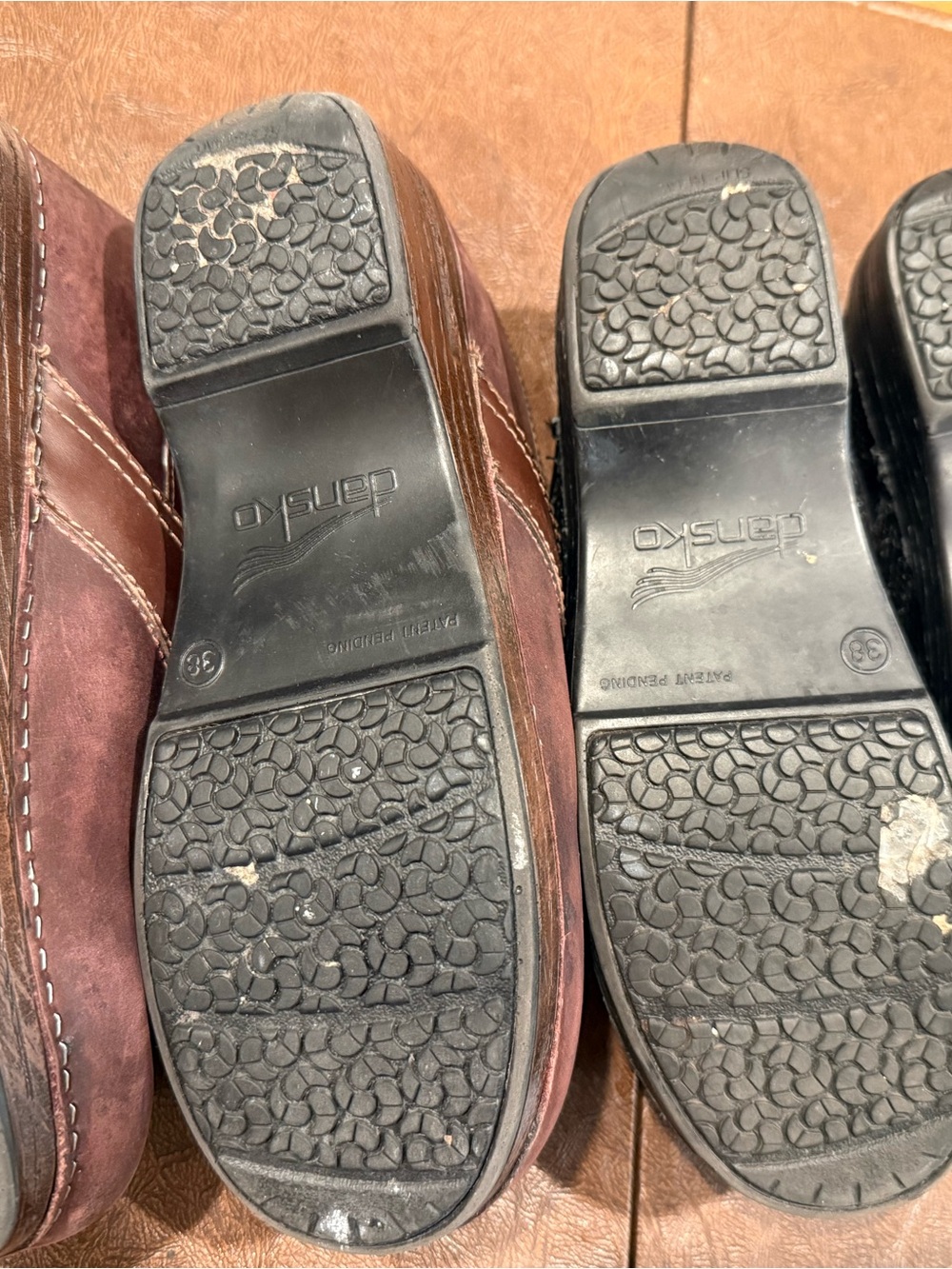 Dansko XP Clogs 3 pair - Picture 7 of 10